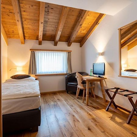 Hotel Saluver Celerina/Schlarigna Buitenkant foto
